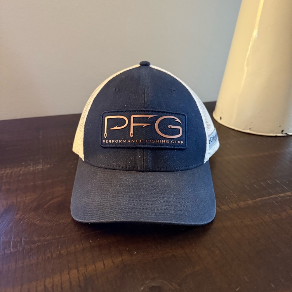 PFG hat